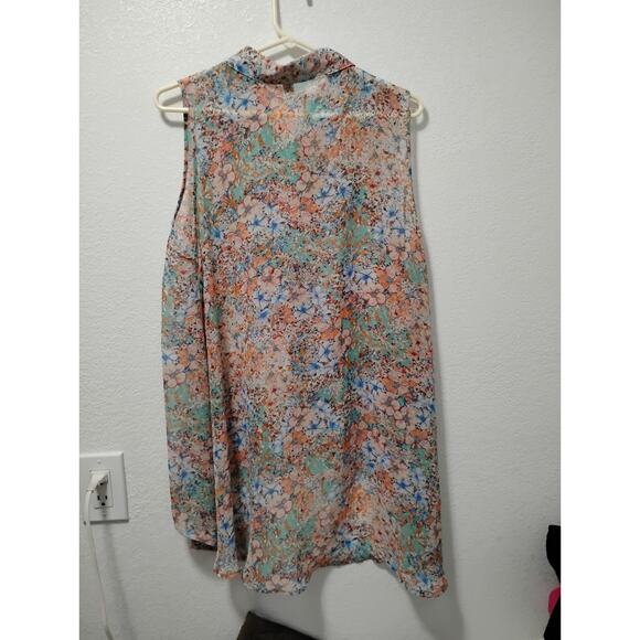 AMBIANCE APPAREL Womens Semi Sheer Floral Sleeveless Top Hi Low Split Back 2X - Picture 6 of 11